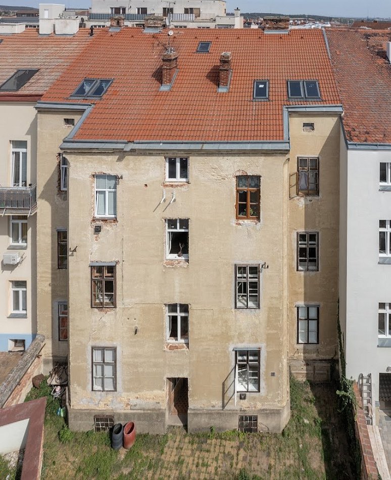 Dvorní fasáda domu